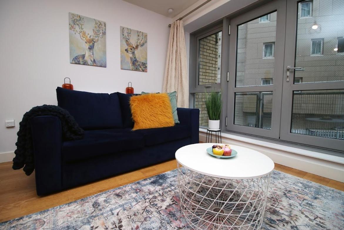Bright 1Bedroom Apartment, Central Location With Balcony Бристоль Екстер'єр фото